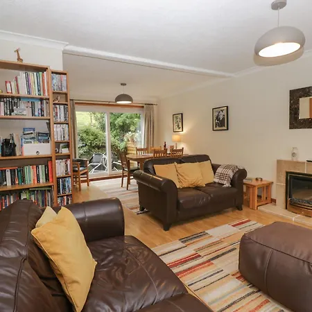 Holiday home Redwood *