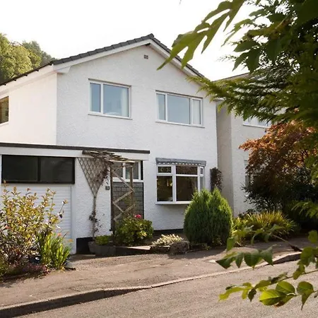 Holiday home Redwood *